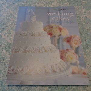 WEDDING CAKES WILTON A ROMANTIC PORTFOLIO BOOK BY WILTON INDUSTRIES
